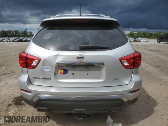 2017 Nissan Pathfinder SV with VIN 5N1DR2MM4HC914239, listed as a Copart auction lot 68387615 with 95,038 mi miles and Salvage title. Bid and sale history available at DreamBid. Image 6.