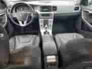 2017 Volvo S60 Inscription Platinum с VIN LYV402TM8HB133454, выставлен на аукционе Copart как лот 63387135 с пробегом 121 798 миль миль и На запчасти • Non repairable. История ставок и продаж доступна на DreamBid. Изображение 8.