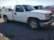 2005 Chevrolet Silverado 1500 z VIN 1GCEC14V85Z152121, wystawiony jako Copart lot #49005945 z przebiegiem 323 251 mil mil oraz Szkoda całkowita • Salvage title. Historia ofert i sprzedaży dostępna na DreamBid. Obrazek 4.