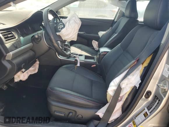 2017 Toyota Camry XLE z VIN 4T1BF1FK1HU329604, wystawiony jako Copart lot #72052825 z przebiegiem 197 044 mil mil oraz Szkoda całkowita • Salvage title. Historia ofert i sprzedaży dostępna na DreamBid. Obrazek 7.