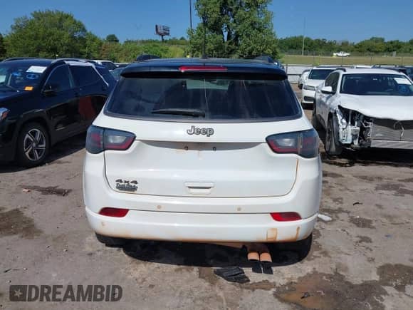 2022 Jeep Compass Limited с VIN 3C4NJDCBXNT111334, выставлен на аукционе IAAI как лот 42864125 с пробегом 68 026 миль миль и . История ставок и продаж доступна на DreamBid. Изображение 16.