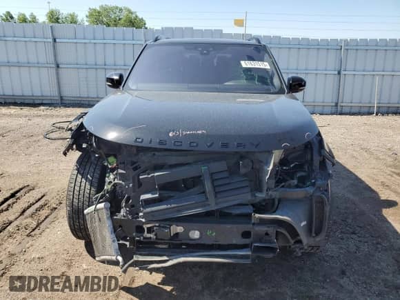 2019 Land Rover Discovery HSE с VIN SALRR2RV1K2408093, выставлен на аукционе Copart как лот 61631515 с пробегом 93 780 миль миль и Списание • Salvage title. История ставок и продаж доступна на DreamBid. Изображение 5.