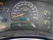 2004 Chevrolet Silverado 2500HD Work Truck z VIN 1GCHC23U14F185070, wystawiony jako IAAI lot #43422066 z przebiegiem 220 944 mil mil oraz . Historia ofert i sprzedaży dostępna na DreamBid. Obrazek 7.