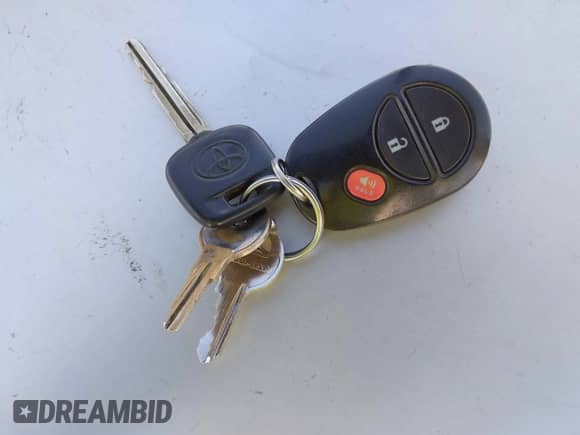 2012 Toyota Tacoma with VIN 5TFJX4CN4CX015403, listed as a IAAI auction lot 42266925 with 149,718 mi miles and . Bid and sale history available at DreamBid. Image 11.