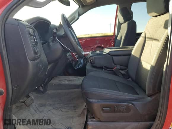 2022 Chevrolet Silverado 2500HD Custom с VIN 1GC5YMEY9NF217071, выставлен на аукционе Copart как лот 84622555 с пробегом 105 379 миль миль и Списание • Salvage title. История ставок и продаж доступна на DreamBid. Изображение 7.