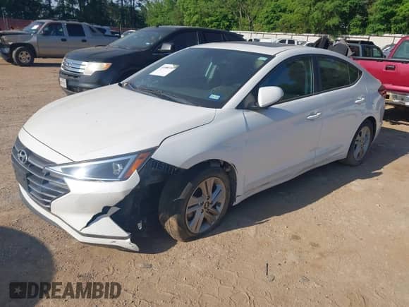 2020 Hyundai Elantra SEL с VIN 5NPD84LF4LH541304, выставлен на аукционе IAAI как лот 42034003 с пробегом 19 054 миль миль и . История ставок и продаж доступна на DreamBid. Изображение 18.