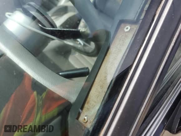 1981 Chevrolet Corvette z VIN 1G1AY8761BS408237, wystawiony jako Copart lot #49886275 z przebiegiem 50 978 mil mil oraz Czysty tytuł • Clean title. Historia ofert i sprzedaży dostępna na DreamBid. Obrazek 12.