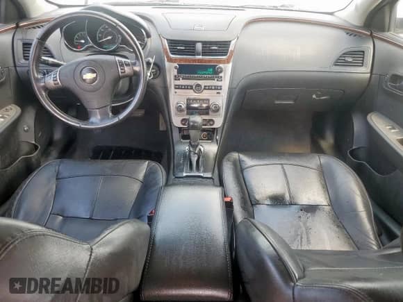 2012 Chevrolet Malibu LTZ z VIN 1G1ZG5E72CF286630, wystawiony jako Copart lot #71409355 z przebiegiem 124 448 mil mil oraz Szkoda całkowita • Salvage title. Historia ofert i sprzedaży dostępna na DreamBid. Obrazek 8.