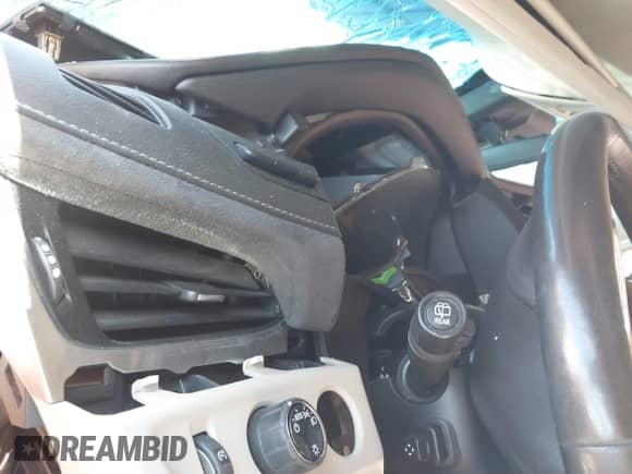 2019 Cadillac Escalade ESV Luxury с VIN 1GYS4HKJ2KR296620, выставлен на аукционе IAAI как лот 42555791 с пробегом Не указан миль и . История ставок и продаж доступна на DreamBid. Изображение 15.