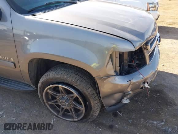 2008 Chevrolet Tahoe 3LT с VIN 1GNFK13038J117347, выставлен на аукционе IAAI как лот 43191459 с пробегом 212 587 миль миль и . История ставок и продаж доступна на DreamBid. Изображение 6.