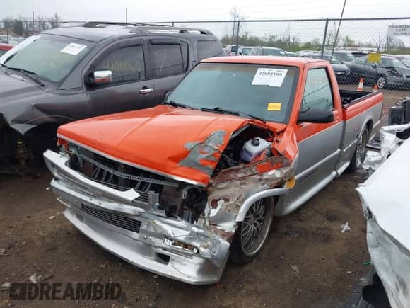 1989 Chevrolet S-10 EL с VIN 1GCBS14E8K2244677, выставлен на аукционе IAAI как лот 42083109 с пробегом 107 118 миль миль и . История ставок и продаж доступна на DreamBid. Изображение 17.