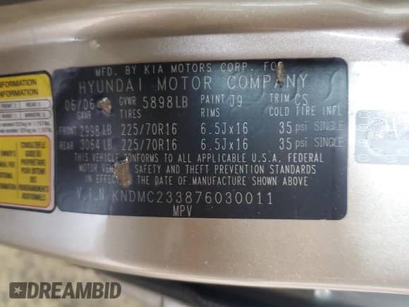 2007 Hyundai Entourage GLS с VIN KNDMC233876030011, выставлен на аукционе Copart как лот 67806955 с пробегом 278 762 миль миль и Списание • Salvage title. История ставок и продаж доступна на DreamBid. Изображение 13.