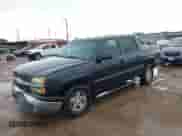 2003 Chevrolet Avalanche with VIN 3GNEC13T33G258609, listed as a IAAI auction lot 42502366 with 182,340 mi miles and . Bid and sale history available at DreamBid. Image 2.
