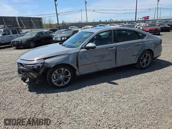 2024 Honda Accord EX-L z VIN 1HGCY2F62RA022748, wystawiony jako Copart lot #90874655 z przebiegiem 15 832 mil mil oraz Szkoda całkowita • Salvage title. Historia ofert i sprzedaży dostępna na DreamBid. Obrazek 1.