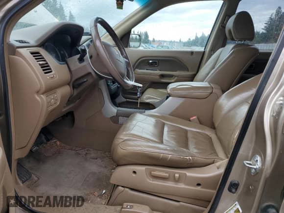 2006 Honda Pilot EX-L с VIN 5FNYF18566B007696, выставлен на аукционе Copart как лот 85329555 с пробегом 249 997 миль миль и Списание • Salvage title. История ставок и продаж доступна на DreamBid. Изображение 7.