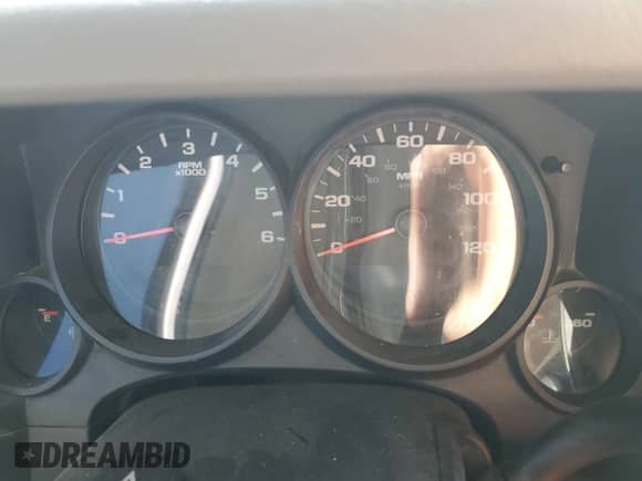 2008 GMC Sierra 1500 Work Truck с VIN 1GTEC14C68Z201934, выставлен на аукционе Copart как лот 81971665 с пробегом Не указан миль и Списание • Salvage title. История ставок и продаж доступна на DreamBid. Изображение 9.