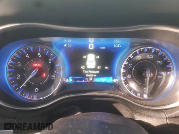 2019 Chrysler 300 Touring with VIN 2C3CCAAG6KH609926, listed as a Copart auction lot 80406865 with 104,699 mi miles and Salvage title. Bid and sale history available at DreamBid. Image 9.