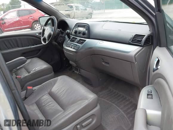 2008 Honda Odyssey EX-L with VIN 5FNRL38638B070436, listed as a IAAI auction lot 43164914 with 225,119 mi miles and . Bid and sale history available at DreamBid. Image 5.