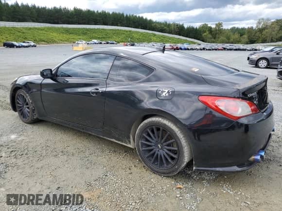 2010 Hyundai Genesis Coupe с VIN KMHHT6KD5AU028444, выставлен на аукционе Copart как лот 69215564 с пробегом 135 631 миль миль и Списание • Salvage title. История ставок и продаж доступна на DreamBid. Изображение 2.