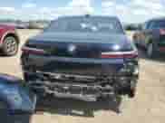 2024 BMW 7 Series 760i xDrive с VIN WBA33EJ04RCR05835, выставлен на аукционе Copart как лот 67634145 с пробегом 29 026 миль миль и Списание • Salvage title. История ставок и продаж доступна на DreamBid. Изображение 6.