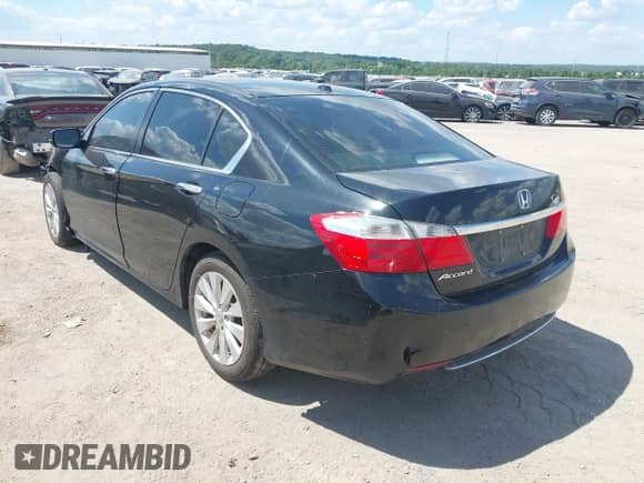 2013 Honda Accord EX-L z VIN 1HGCR2F82DA263524, wystawiony jako IAAI lot #43049965 z przebiegiem 192 934 mil mil oraz . Historia ofert i sprzedaży dostępna na DreamBid. Obrazek 3.