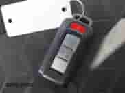 2021 Mitsubishi Outlander ES z VIN JA4ARUAU3MU019380, wystawiony jako IAAI lot #42869543 z przebiegiem 47 305 mil mil oraz . Historia ofert i sprzedaży dostępna na DreamBid. Obrazek 11.