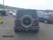 2021 Jeep Wrangler Unlimited Sahara z VIN 1C4JJXP65MW676726, wystawiony jako IAAI lot #41795701 z przebiegiem 38 480 mil mil oraz . Historia ofert i sprzedaży dostępna na DreamBid. Obrazek 16.