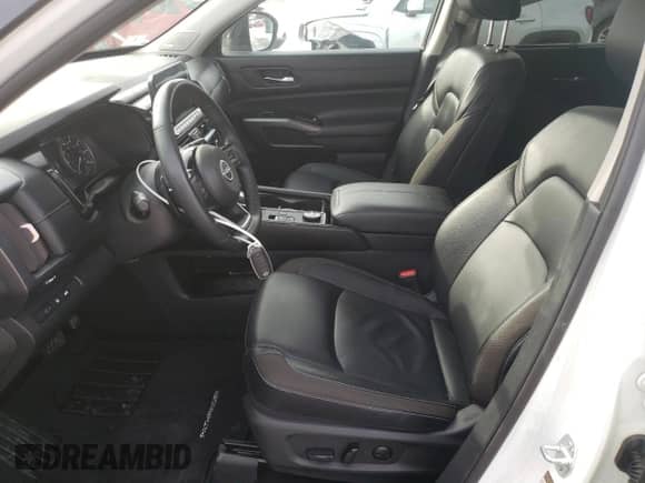 2024 Nissan Pathfinder SL with VIN 5N1DR3CD3RC247785, listed as a Copart auction lot 42151275 with 19,772 mi miles and Salvage title. Bid and sale history available at DreamBid. Image 7.