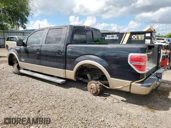 2012 Ford F-150 Lariat with VIN 1FTFW1CTXCFB63700, listed as a Copart auction lot 81697795 with Not provided miles and Salvage title. Bid and sale history available at DreamBid. Image 2.