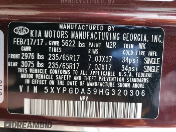 2017 Kia Sorento LX z VIN 5XYPGDA59HG320306, wystawiony jako Copart lot #67289284 z przebiegiem 82 155 mil mil oraz Szkoda całkowita • Salvage title. Historia ofert i sprzedaży dostępna na DreamBid. Obrazek 13.