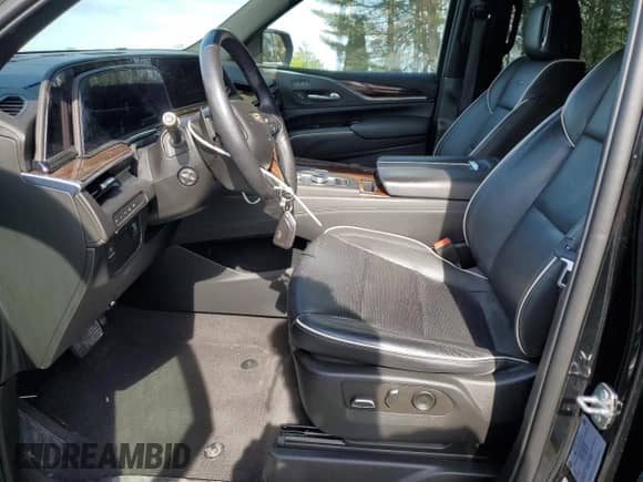 2022 Cadillac Escalade Premium Luxury с VIN 1GYS4BKL9NR143137, выставлен на аукционе Copart как лот 55145505 с пробегом 56 001 миль миль и Списание • Salvage title. История ставок и продаж доступна на DreamBid. Изображение 7.