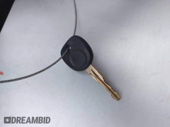 2005 Saturn ION ION 2 с VIN 1G8AZ52FX5Z120698, выставлен на аукционе IAAI как лот 42080869 с пробегом 221 656 миль миль и . История ставок и продаж доступна на DreamBid. Изображение 11.