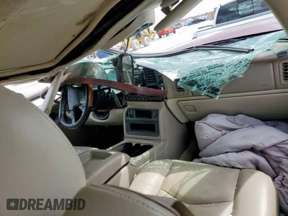 2004 Chevrolet Suburban Z71 z VIN 3GNFK16Z64G127313, wystawiony jako Copart lot #50956365 z przebiegiem Nie podano mil oraz Nie do naprawy • Non repairable. Historia ofert i sprzedaży dostępna na DreamBid. Obrazek 8.