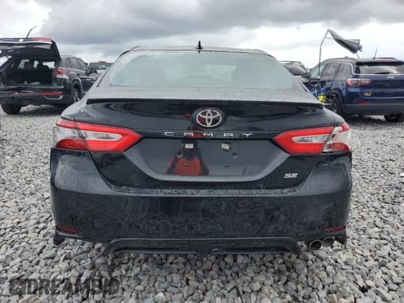 2020 Toyota Camry SE z VIN 4T1G11AK1LU977349, wystawiony jako Copart lot #85936825 z przebiegiem 65 735 mil mil oraz Czysty tytuł • Clean title. Historia ofert i sprzedaży dostępna na DreamBid. Obrazek 6.