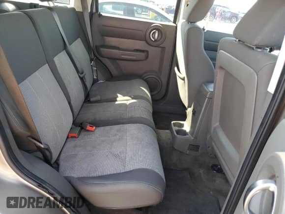 2007 Dodge Nitro SXT с VIN 1D8GU28K17W656995, выставлен на аукционе Copart как лот 81774955 с пробегом 218 133 миль миль и Списание • Salvage title. История ставок и продаж доступна на DreamBid. Изображение 11.