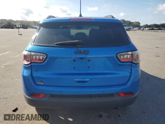 2021 Jeep Compass 80th Anniversary with VIN 3C4NJCEB4MT538353, listed as a Copart auction lot 85693435 with 81,766 mi miles and Clean title. Bid and sale history available at DreamBid. Image 6.