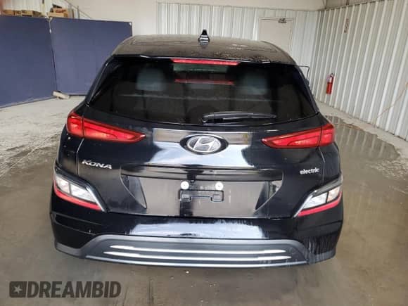 2023 Hyundai Kona SEL z VIN KM8K33AG2PU182330, wystawiony jako Copart lot #81397655 z przebiegiem 26 859 mil mil oraz Czysty tytuł • Clean title. Historia ofert i sprzedaży dostępna na DreamBid. Obrazek 6.