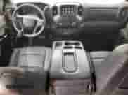 2022 Chevrolet Silverado 1500 Custom Trail Boss с VIN 3GCPDCEK8NG566831, выставлен на аукционе Copart как лот 57163985 с пробегом 112 468 миль миль и Списание • Salvage title. История ставок и продаж доступна на DreamBid. Изображение 8.