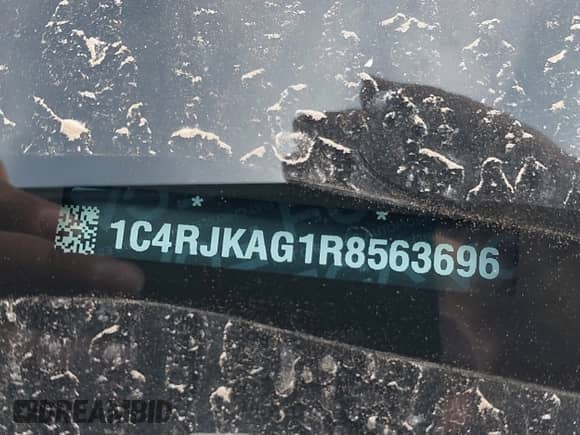 2024 Jeep Grand Cherokee Altitude with VIN 1C4RJKAG1R8563696, listed as a IAAI auction lot 41582033 with 7,491 mi miles and . Bid and sale history available at DreamBid. Image 9.