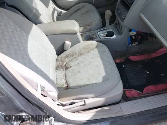 2005 Chevrolet Malibu Maxx LS с VIN 1G1ZT64885F286226, выставлен на аукционе IAAI как лот 42432833 с пробегом 247 073 миль миль и . История ставок и продаж доступна на DreamBid. Изображение 13.
