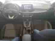 2019 Hyundai Elantra z VIN KMHH35LE0KU092202, wystawiony jako Copart lot #81326045 z przebiegiem 88 577 mil mil oraz Szkoda całkowita • Salvage title. Historia ofert i sprzedaży dostępna na DreamBid. Obrazek 8.