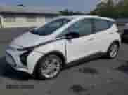 2023 Chevrolet Bolt EV 1LT z VIN 1G1FW6S07P4169808, wystawiony jako Copart lot #82063945 z przebiegiem 20 996 mil mil oraz Szkoda całkowita • Salvage title. Historia ofert i sprzedaży dostępna na DreamBid. Obrazek 1.