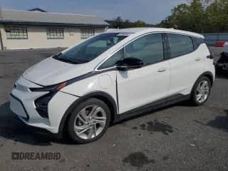 2023 Chevrolet Bolt EV 1LT с VIN 1G1FW6S07P4169808, выставлен на аукционе Copart как лот 82063945 с пробегом 20 996 миль миль и Списание • Salvage title. История ставок и продаж доступна на DreamBid. Изображение 1.