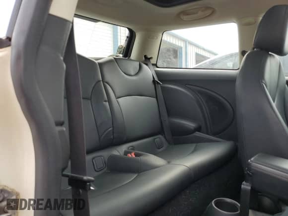 2013 MINI Hardtop with VIN WMWSU3C50DT683566, listed as a Copart auction lot 59854505 with 136,288 mi miles and Salvage title. Bid and sale history available at DreamBid. Image 10.