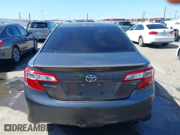 2014 Toyota Camry L with VIN 4T1BF1FK8EU380383, listed as a IAAI auction lot 43399931 with 214,853 mi miles and . Bid and sale history available at DreamBid. Image 16.