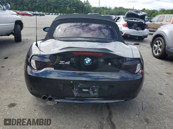 2006 BMW Z4 3.0i с VIN 4USBU33536LW58869, выставлен на аукционе Copart как лот 65066365 с пробегом 74 368 миль миль и Списание • Salvage title. История ставок и продаж доступна на DreamBid. Изображение 6.