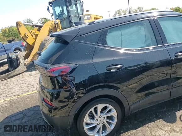 2022 Chevrolet Bolt EUV LT с VIN 1G1FY6S06N4107159, выставлен на аукционе Copart как лот 71677375 с пробегом 50 664 миль миль и На запчасти • Non repairable. История ставок и продаж доступна на DreamBid. Изображение 14.