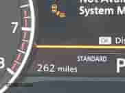 2025 Nissan Pathfinder SL z VIN 5N1DR3CB3SC217741, wystawiony jako IAAI lot #42528565 z przebiegiem 262 mil mil oraz . Historia ofert i sprzedaży dostępna na DreamBid. Obrazek 16.