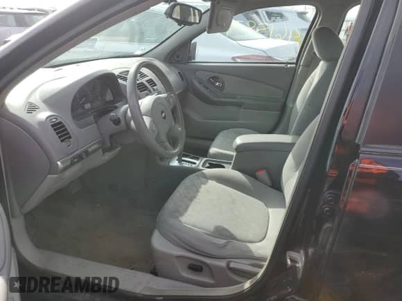 2004 Chevrolet Malibu Maxx LS z VIN 1G1ZT648X4F170671, wystawiony jako Copart lot #46158795 z przebiegiem 154 247 mil mil oraz Szkoda całkowita • Salvage title. Historia ofert i sprzedaży dostępna na DreamBid. Obrazek 7.