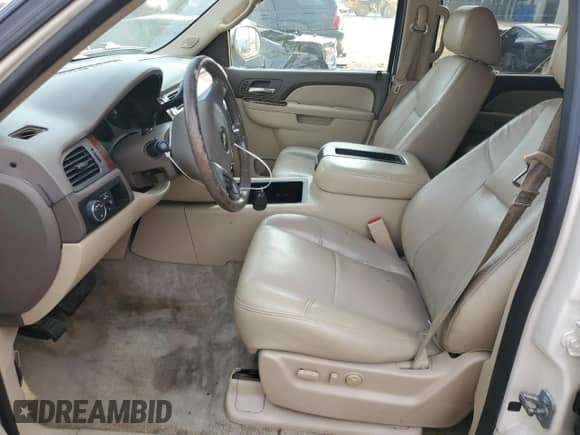 2014 Chevrolet Tahoe LTZ с VIN 1GNSCCE02ER114523, выставлен на аукционе Copart как лот 44106855 с пробегом 198 011 миль миль и Списание • Salvage title. История ставок и продаж доступна на DreamBid. Изображение 7.